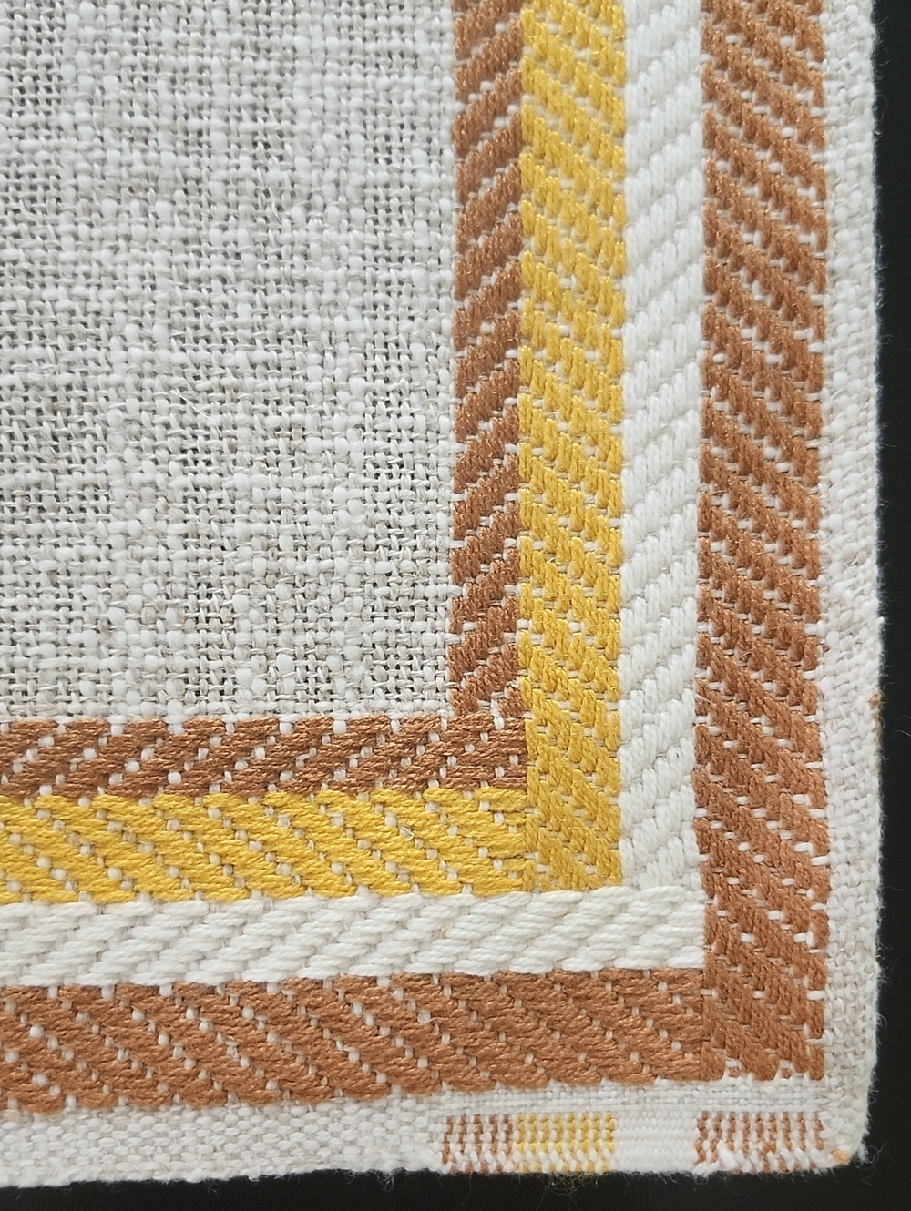 German Table Runner - Picture 2 of 5
